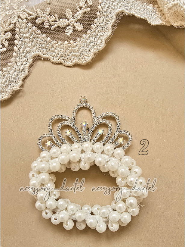 کش موی دخترانه مدل مرواریدی طرح تاجدار مجلسی